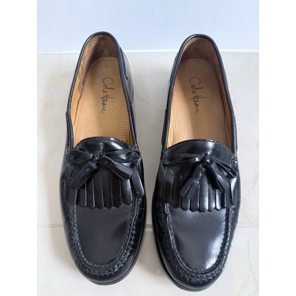 Cole Haan black leather classic Pinch Tassel traditional dress loafer shoes
